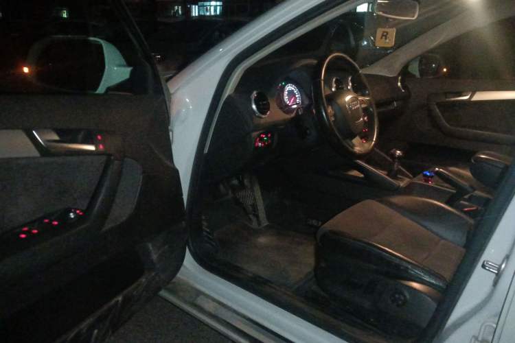 Used Audi A3 2013 Sportback 35 TFSI Luxury Model Driver Seat