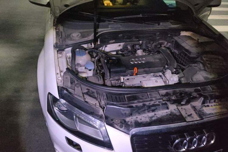 Used Audi A3 2013 Sportback 30 TFSI Luxury Model Engine Bay Right