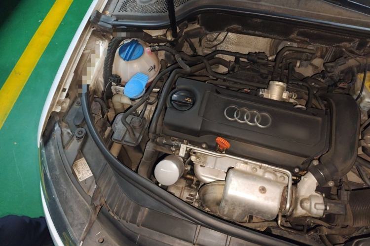 Used Audi A3 2013 Sportback 30 TFSI Technology Edition Engine Bay Right