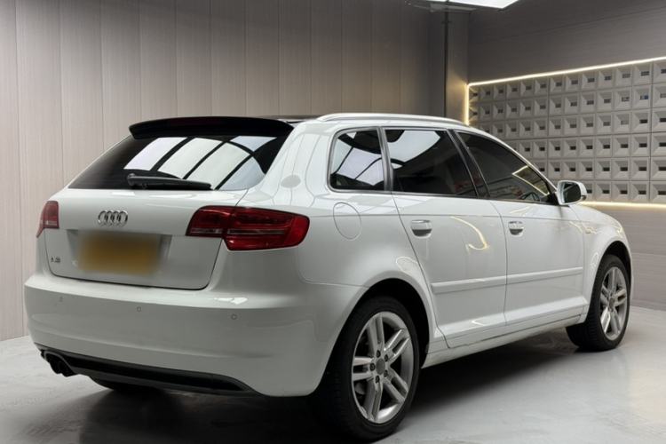 Used Audi A3 2013 Sportback 35 TFSI Luxury Model Exterior 3