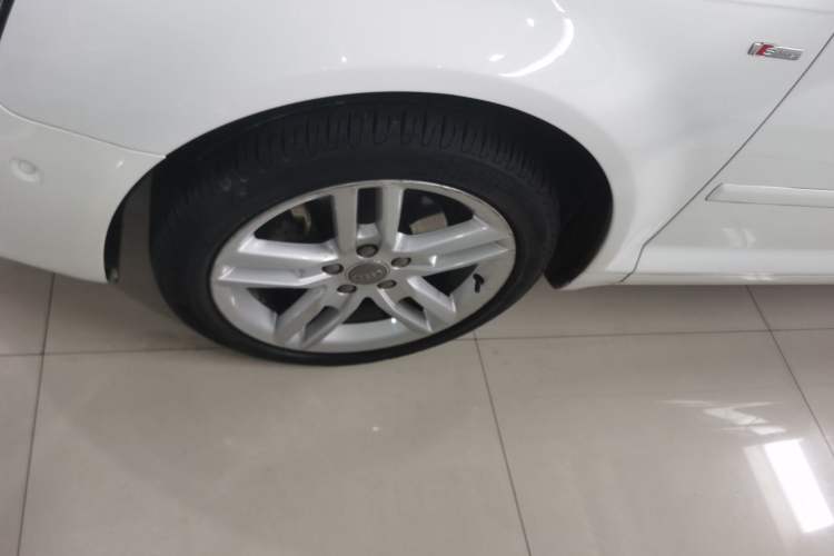 Used Audi A3 2013 Sportback 35 TFSI Luxury Model Exterior 3