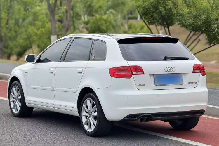 Used Audi A3 2013 Sportback 30 TFSI Comfort Model Exterior 3