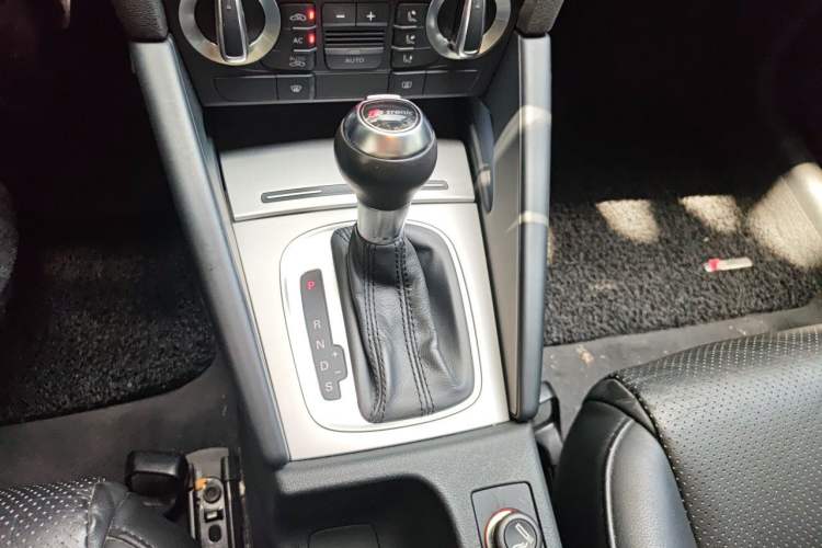 Used Audi A3 2013 Sportback 30 TFSI Comfort Model Gear Lever