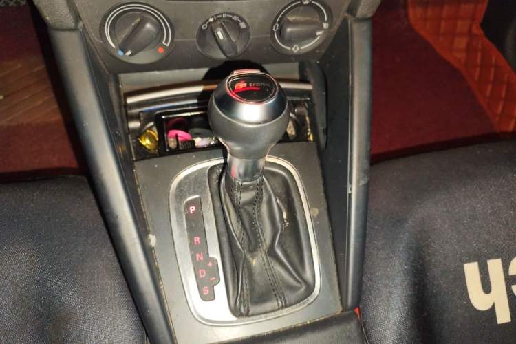 Used Audi A3 2013 Sportback 30 TFSI Technology Edition Gear Lever