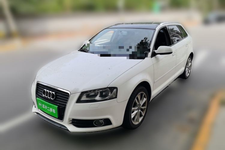 Audi A3 2013 Sportback 30 TFSI Comfort Model usata Guazi used car, China used car export, Used car for sale, Used cars, Cheapest cars for sale