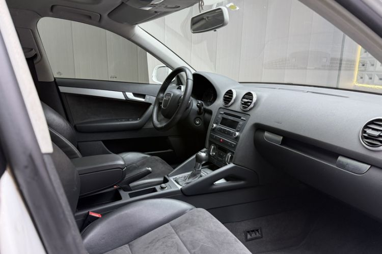 Used Audi A3 2013 Sportback 35 TFSI Luxury Model Interior 12