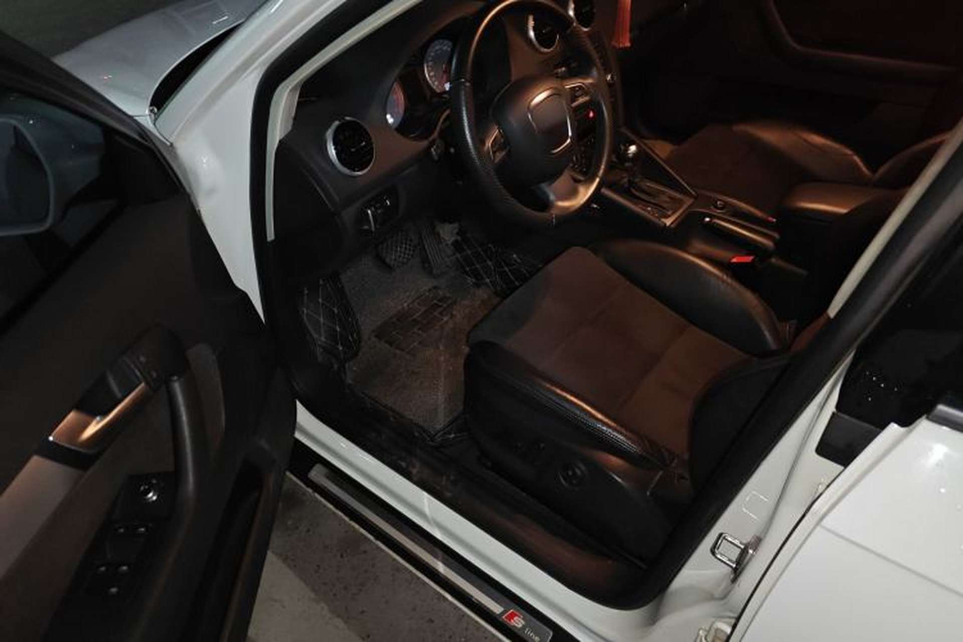 Used Audi A3 2013 Sportback 35 TFSI Luxury Model Interior 3