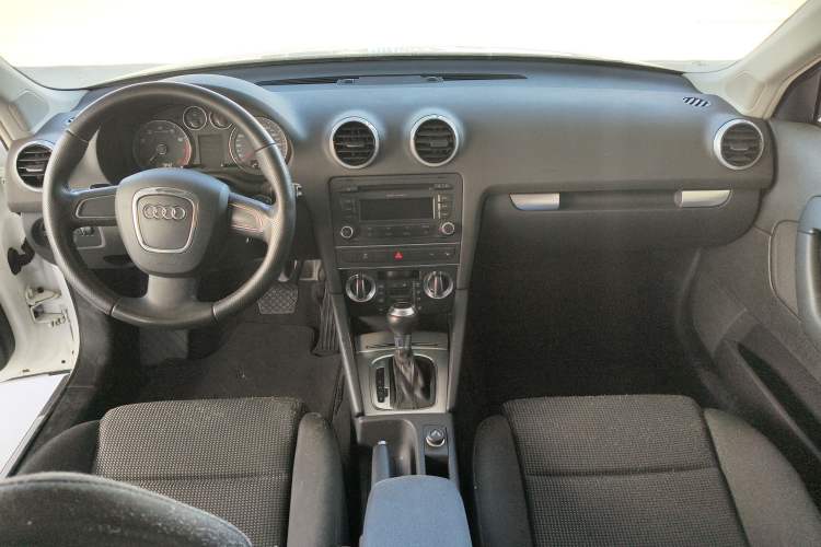 Used Audi A3 2013 Sportback 30 TFSI Luxury Model Interior 4