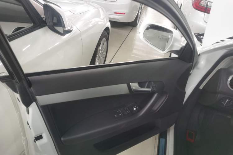 Used Audi A3 2013 Sportback 35 TFSI Luxury Model Interior 4