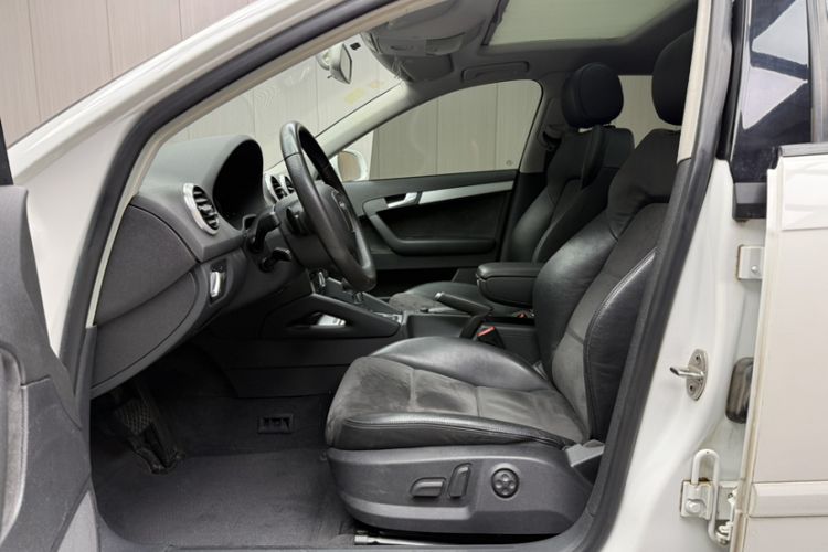 Used Audi A3 2013 Sportback 35 TFSI Luxury Model Interior 5