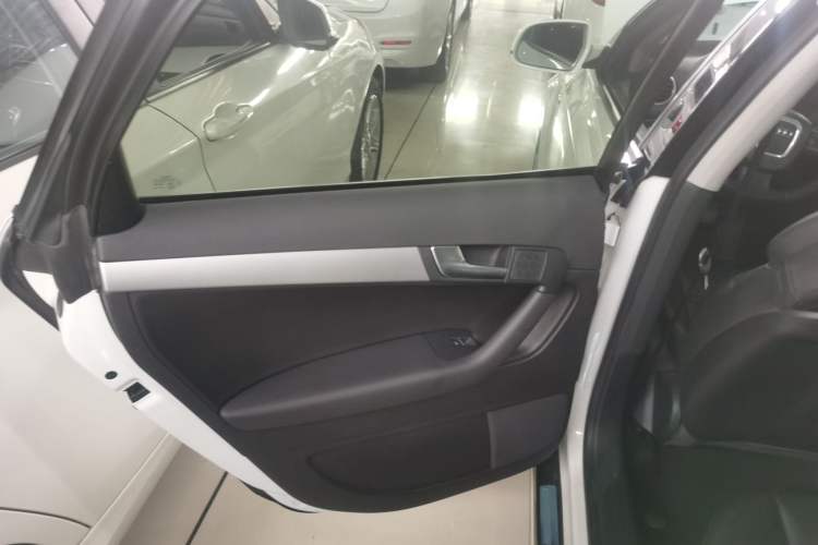 Used Audi A3 2013 Sportback 35 TFSI Luxury Model Interior 5