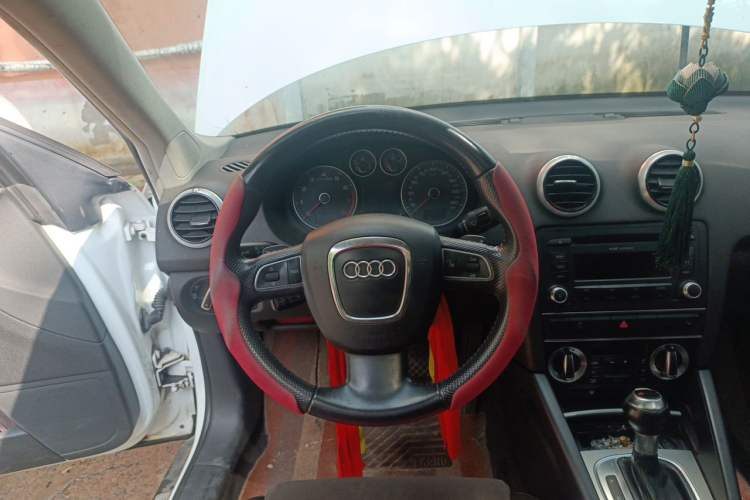 Used Audi A3 2013 Sportback 35 TFSI Luxury Model Steering Wheel