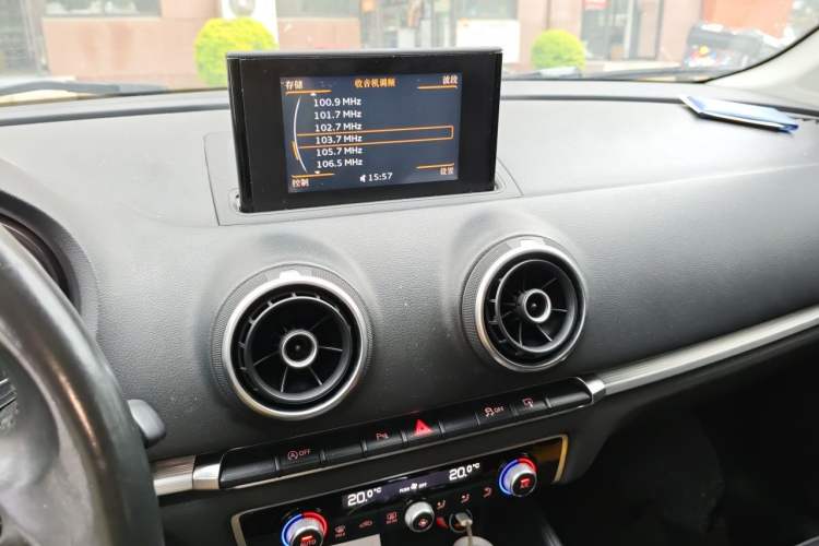 Used Audi A3 2014 Limousine 35 TFSI Automatic Comfort Model Audio And AC Panel
