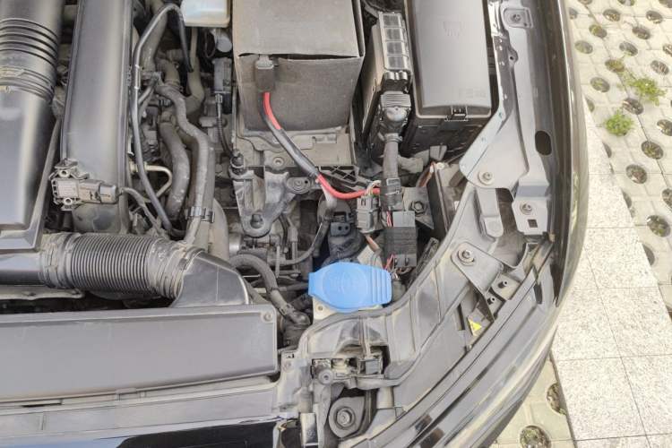 Used Audi A3 2014 Sportback 35 TFSI Automatic Ambition Edition Engine Bay Left