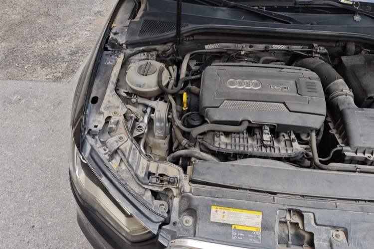Used Audi A3 2014 Limousine 40 TFSI S line Comfort Model Engine Bay Right