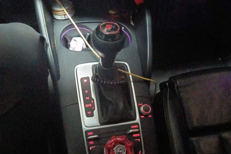 Used Audi A3 2014 Sportback 40 TFSI S line Comfort Model Gear Lever