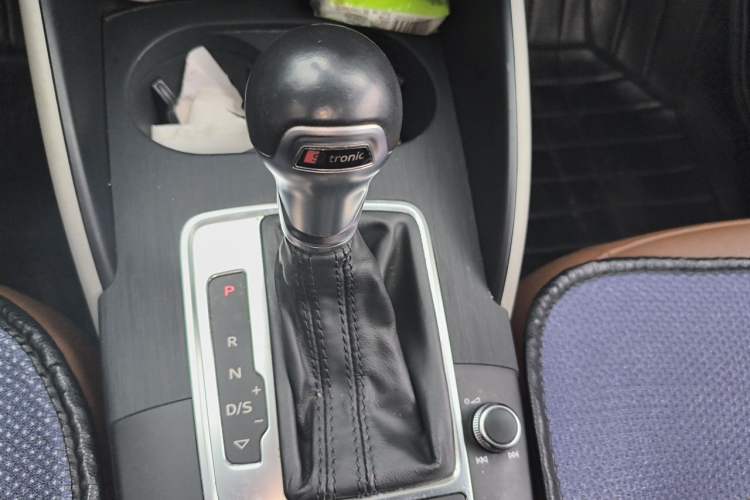 Used Audi A3 2014 Sportback 35 TFSI Automatic Style Edition Gear Lever