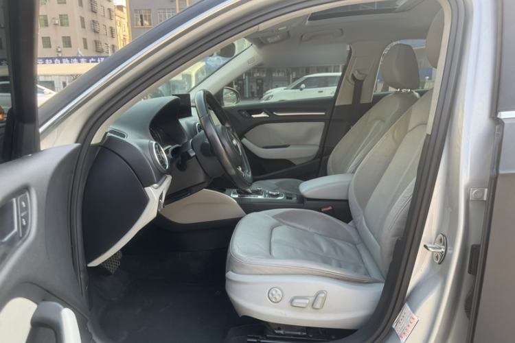 Used Audi A3 2014 Sportback 35 TFSI Automatic Comfort Model Interior 3