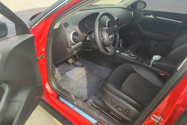 Used Audi A3 2014 Sportback 40 TFSI S line Comfort Model Left Front Seat