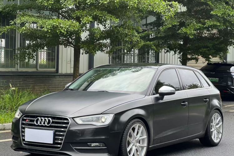 Used Audi A3 2014 Sportback 35 TFSI Automatic Comfort Model Guazi used car, China used car export, Used car for sale, Used  cars, Cheapest cars for sale
