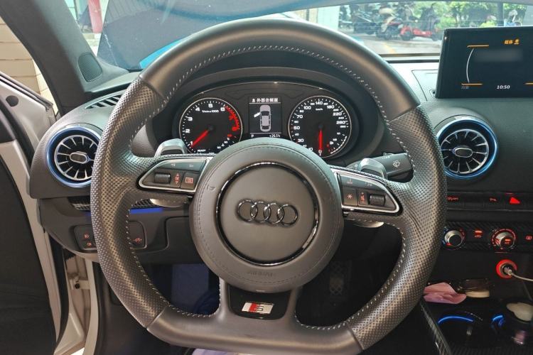 Used Audi A3 2014 Limousine 35 TFSI Automatic Fashion Model Steering Wheel