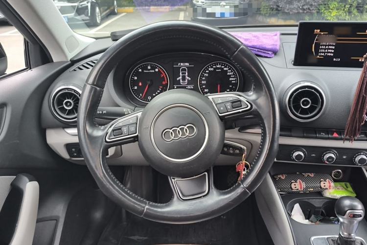 Used Audi A3 2014 Sportback 35 TFSI Automatic Style Edition Steering Wheel
