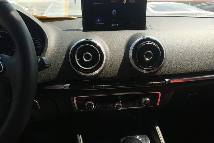 Used Audi A3 2014 Sportback 40 TFSI S line Comfort Model Audio And AC Panel