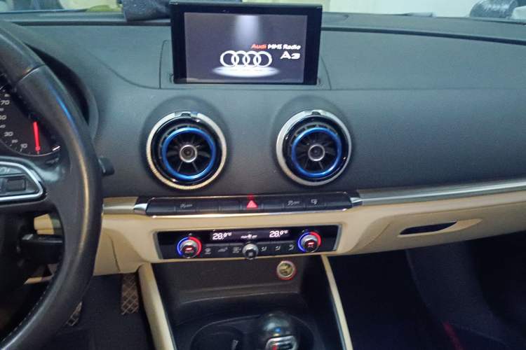 Used Audi A3 2014 Sportback 40 TFSI S line Comfort Model Audio And AC Panel