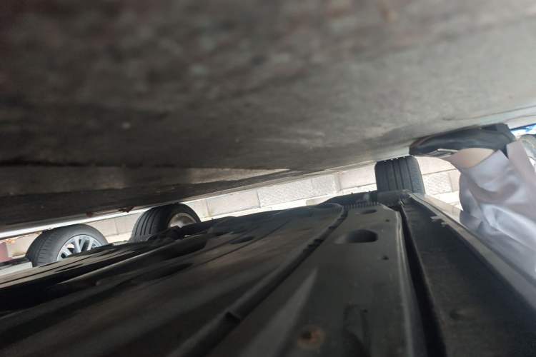 Used Audi A3 2014 Limousine 40 TFSI S line Comfort Model Chassis Front Right