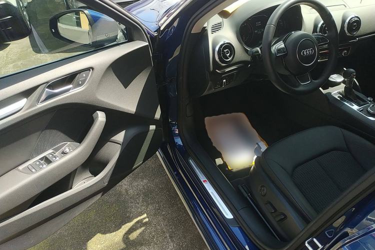 Used Audi A3 2014 Sportback 40 TFSI S line Comfort Model Driver Seat