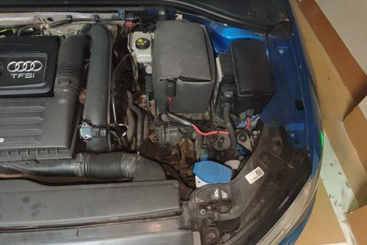 Used Audi A3 2014 Limousine 35 TFSI Automatic Advanced Model Engine Bay Left