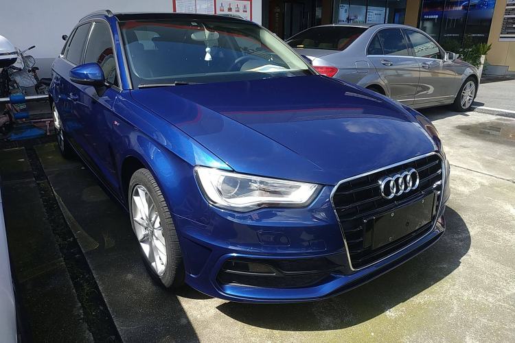 Used Audi A3 2014 Sportback 40 TFSI S line Comfort Model Front Right 45 Deg