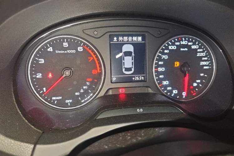 Used Audi A3 2014 Limousine 35 TFSI Automatic Advanced Model Instrument Cluster