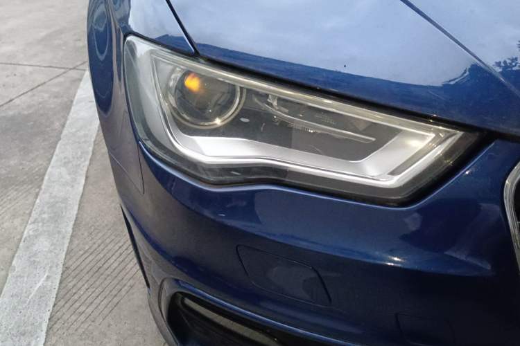 Used Audi A3 2014 Sportback 40 TFSI S line Comfort Model Right Front Headlight