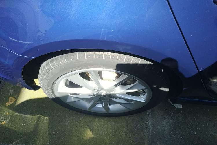 Used Audi A3 2014 Sportback 40 TFSI S line Comfort Model Right Rear Wheel Hub