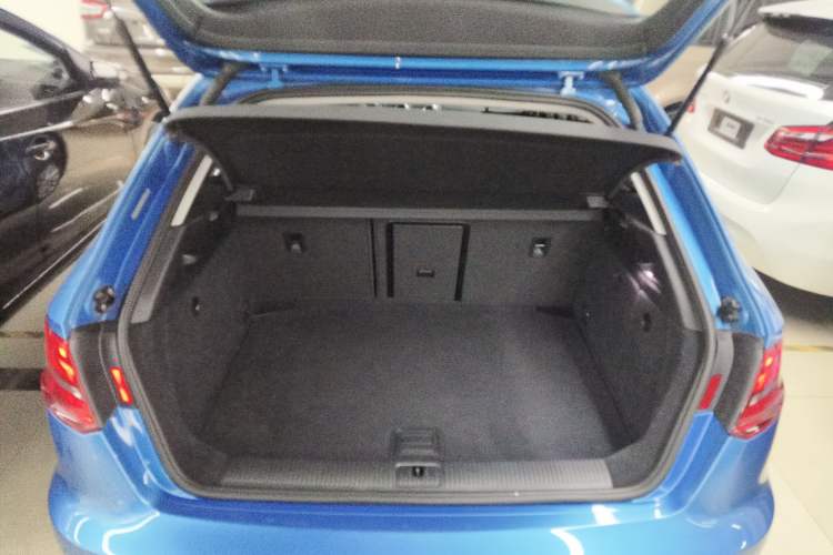 Used Audi A3 2014 Sportback 35 TFSI Automatic Ambition Edition Trunk