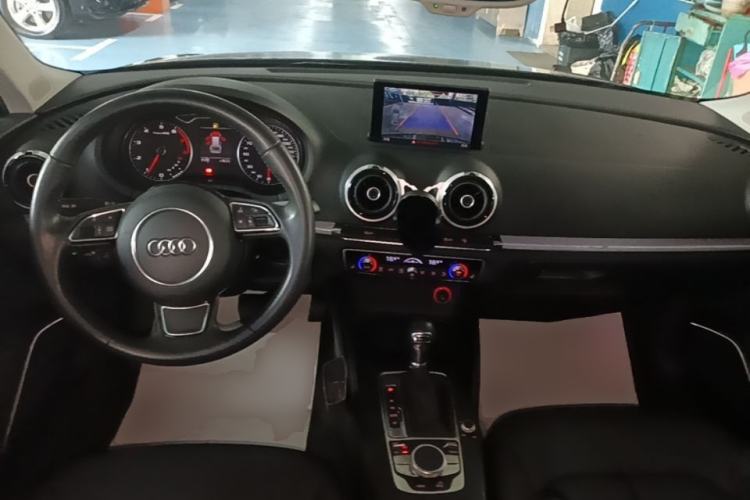 Used Audi A3 2014 Sportback 40 TFSI S line Luxury Model Center Console
