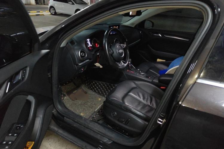 Used Audi A3 2014 Limousine 35 TFSI Automatic Comfort Model Driver Seat