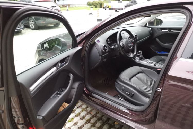 Used Audi A3 2014 Limousine 35 TFSI Automatic Comfort Model Driver Seat