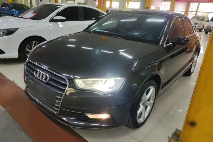 Used Audi A3 2014 Limousine 35 TFSI Automatic Comfort Model Guazi used car, China used car export, Used car for sale, Used cars, Cheapest cars for sale