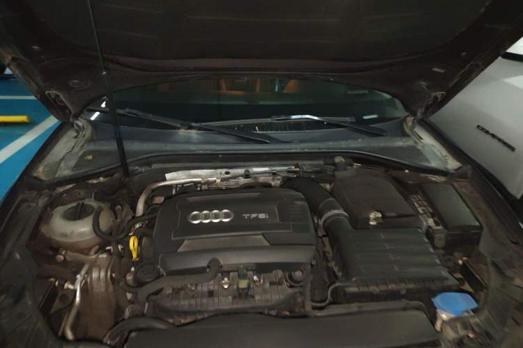 Used Audi A3 2014 Limousine 40 TFSI S line Comfort Model Engine Bay
