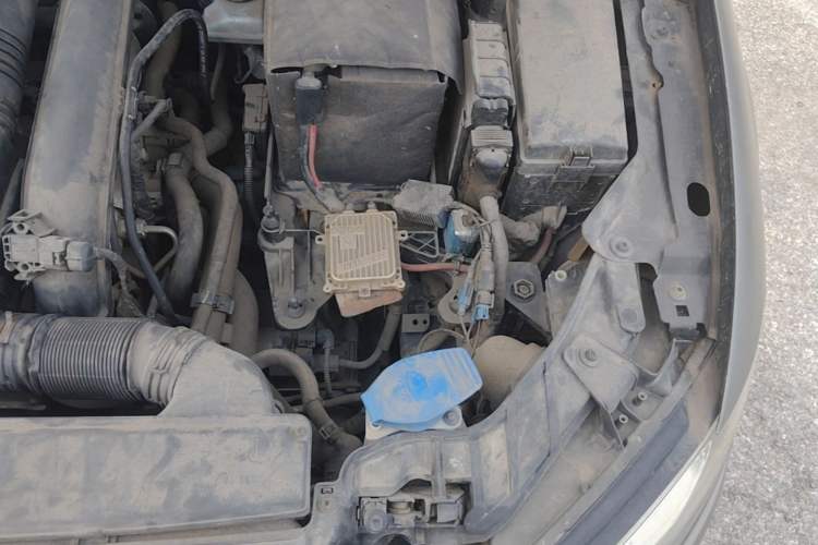 Used Audi A3 2014 Limousine 35 TFSI Automatic Advanced Model Engine Bay Left