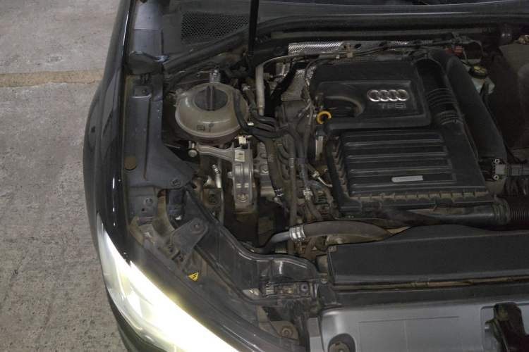 Used Audi A3 2014 Limousine 35 TFSI Automatic Comfort Model Engine Bay Right
