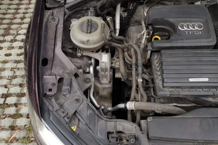 Used Audi A3 2014 Limousine 35 TFSI Automatic Comfort Model Engine Bay Right