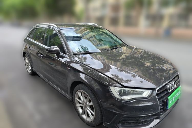 Used Audi A3 2014 Sportback 40 TFSI S line Comfort Model Front Right 45 Deg