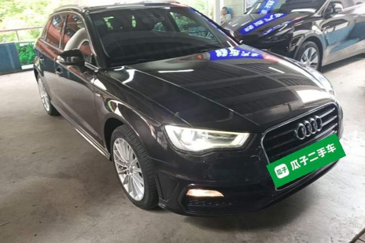 Used Audi A3 2014 Sportback 40 TFSI S line Luxury Model Front Right 45 Deg