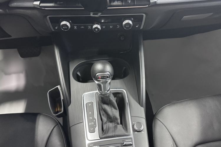 Used Audi A3 2014 Sportback 40 TFSI S line Luxury Model Gear Lever