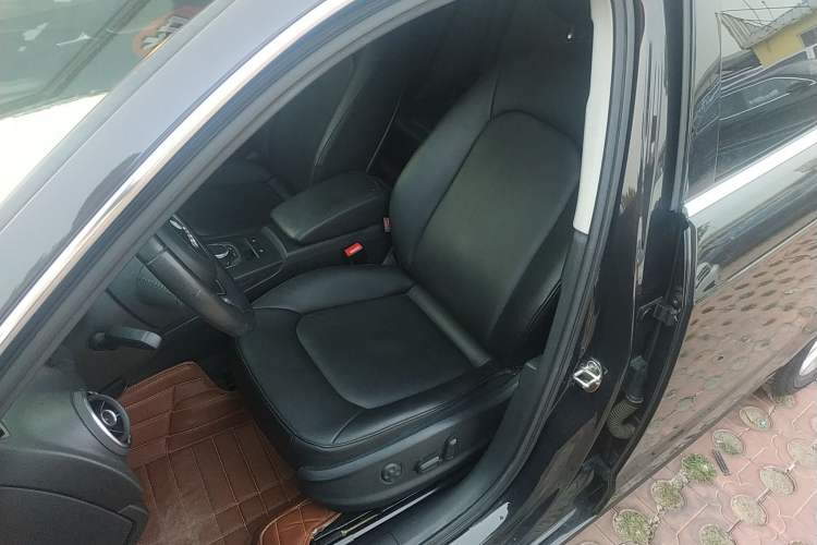 Used Audi A3 2014 Sportback 35 TFSI Automatic Style Edition Left Front Seat