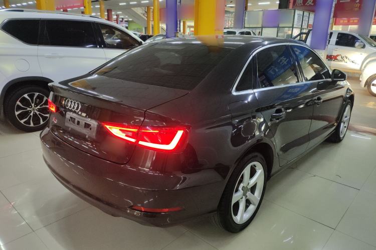Used Audi A3 2014 Limousine 35 TFSI Automatic Comfort Model Rear Right 45 Deg