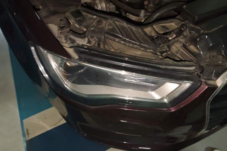 Used Audi A3 2014 Limousine 40 TFSI S line Comfort Model Right Front Headlight
